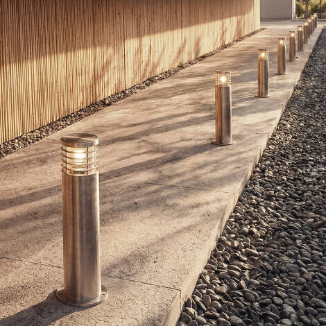 ELVANIVO tuinpaal grijs langs een pad